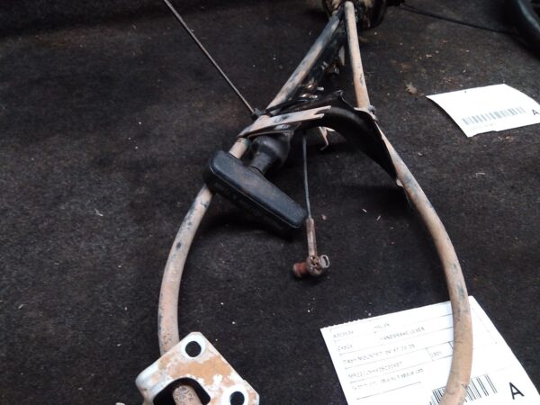 2001 TOYOTA HILUX HANDBRAKE LEVER