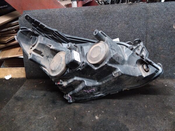 2006 HOLDEN ASTRA LEFT HEADLAMP