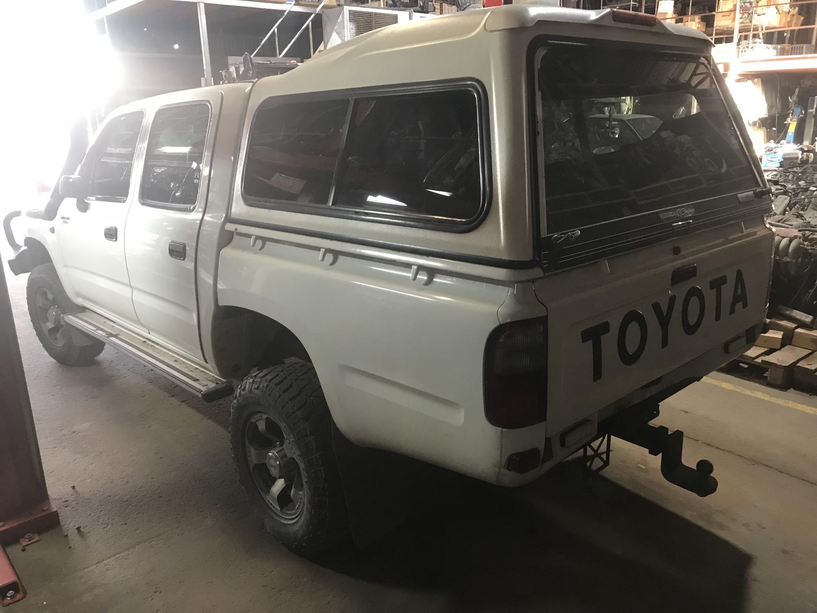 2003 TOYOTA HILUX JACK/TOOL KIT Narrandera Auto Wreckers