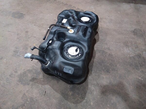 2016 NISSAN XTRAIL Fuel Tank