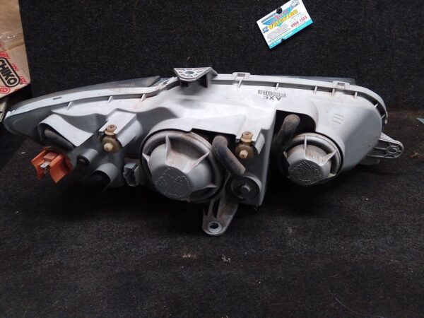 2005 HOLDEN COMMODORE LEFT HEADLAMP