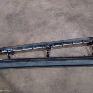 2017 TOYOTA HILUX Side Step/Skirt