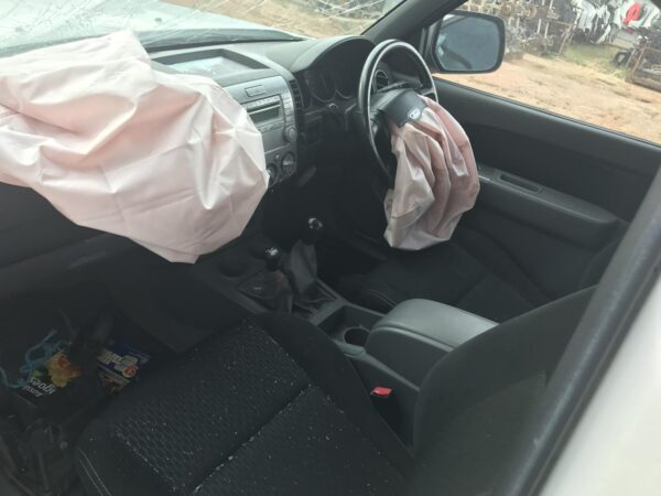 2010 FORD RANGER RIGHT FRONT DOOR WINDOW