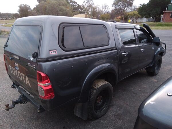 2014 TOYOTA HILUX FUEL SENDING UNIT