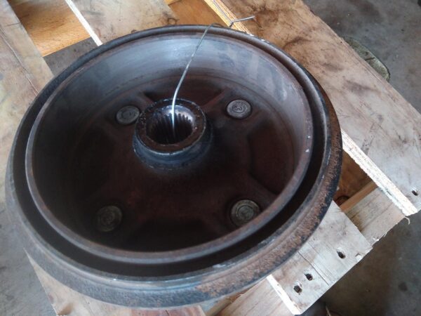 1990 SUBARU BRUMBY REAR BRAKE DISC/DRUM