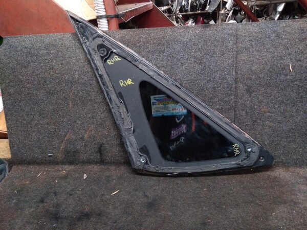 2006 LEXUS RX SERIES RIGHT REAR SIDE GLASS