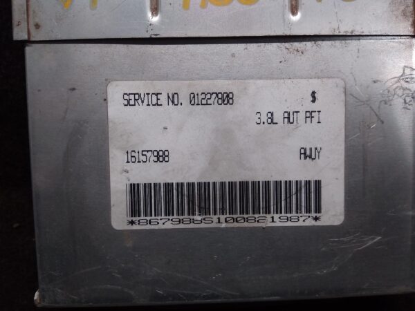 1992 HOLDEN COMMODORE ECU