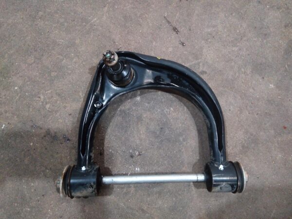2015 TOYOTA HILUX RIGHT FRONT UPPER CONTROL ARM