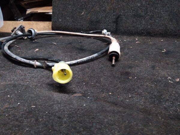 1996 TOYOTA HILUX CABLE