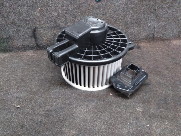 2008 MAZDA 6 HEATER FAN MOTOR