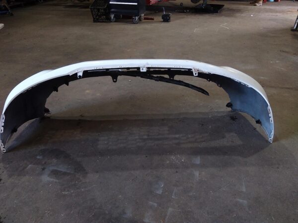 2011 TOYOTA HILUX FRONT BUMPER
