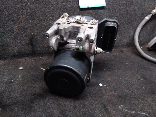 2006 LEXUS RX SERIES ABS PUMP/MODULATOR