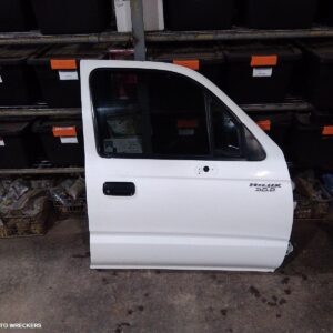1999 TOYOTA HILUX Right Front Door