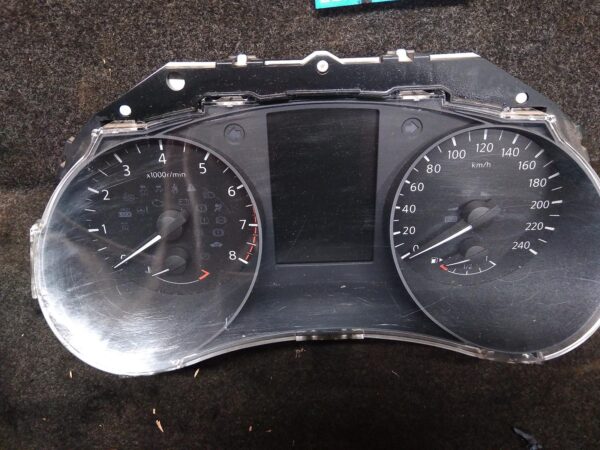 2016 NISSAN XTRAIL Instrument Cluster