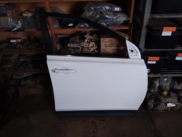 2013 TOYOTA RAV4 RIGHT FRONT DOOR