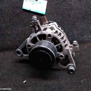 2017 TOYOTA HILUX Alternator