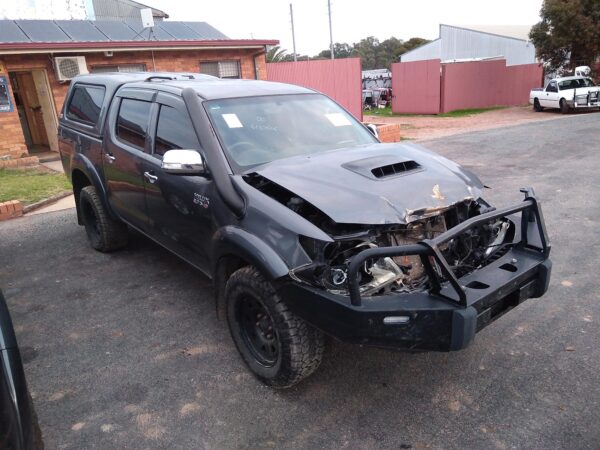 2014 TOYOTA HILUX FUEL SENDING UNIT