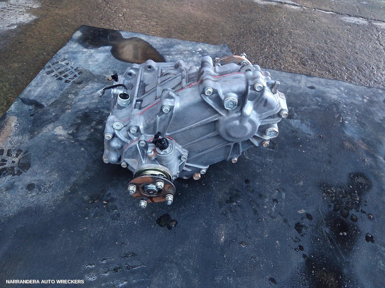 1999 TOYOTA HILUX Transfer Case