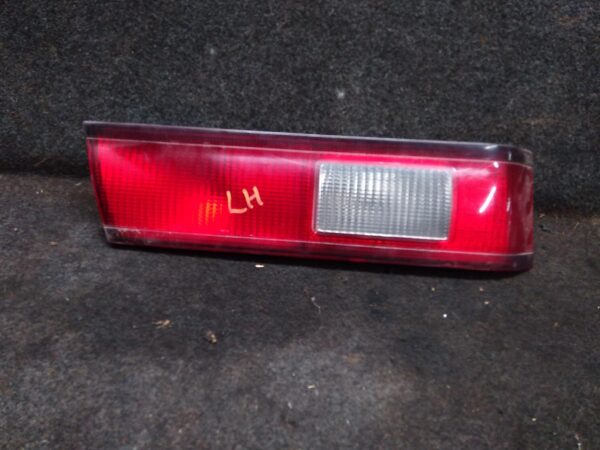 2000 TOYOTA CAMRY REAR GARNISH