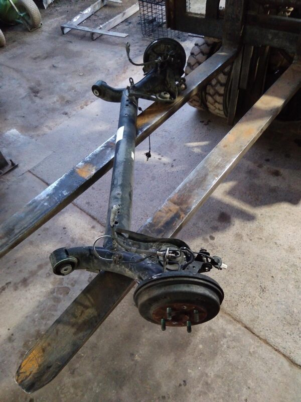 2012 FORD FIESTA COMPLETE REAR SUSPEN