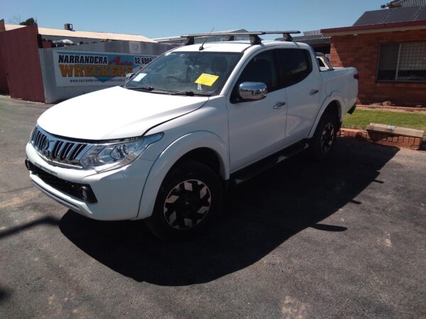 2016 MITSUBISHI TRITON REAR DIFF ASSEMBLY