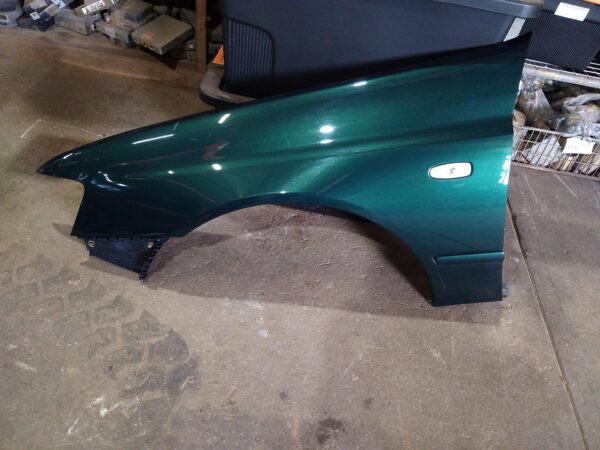 2002 FORD FALCON LEFT GUARD