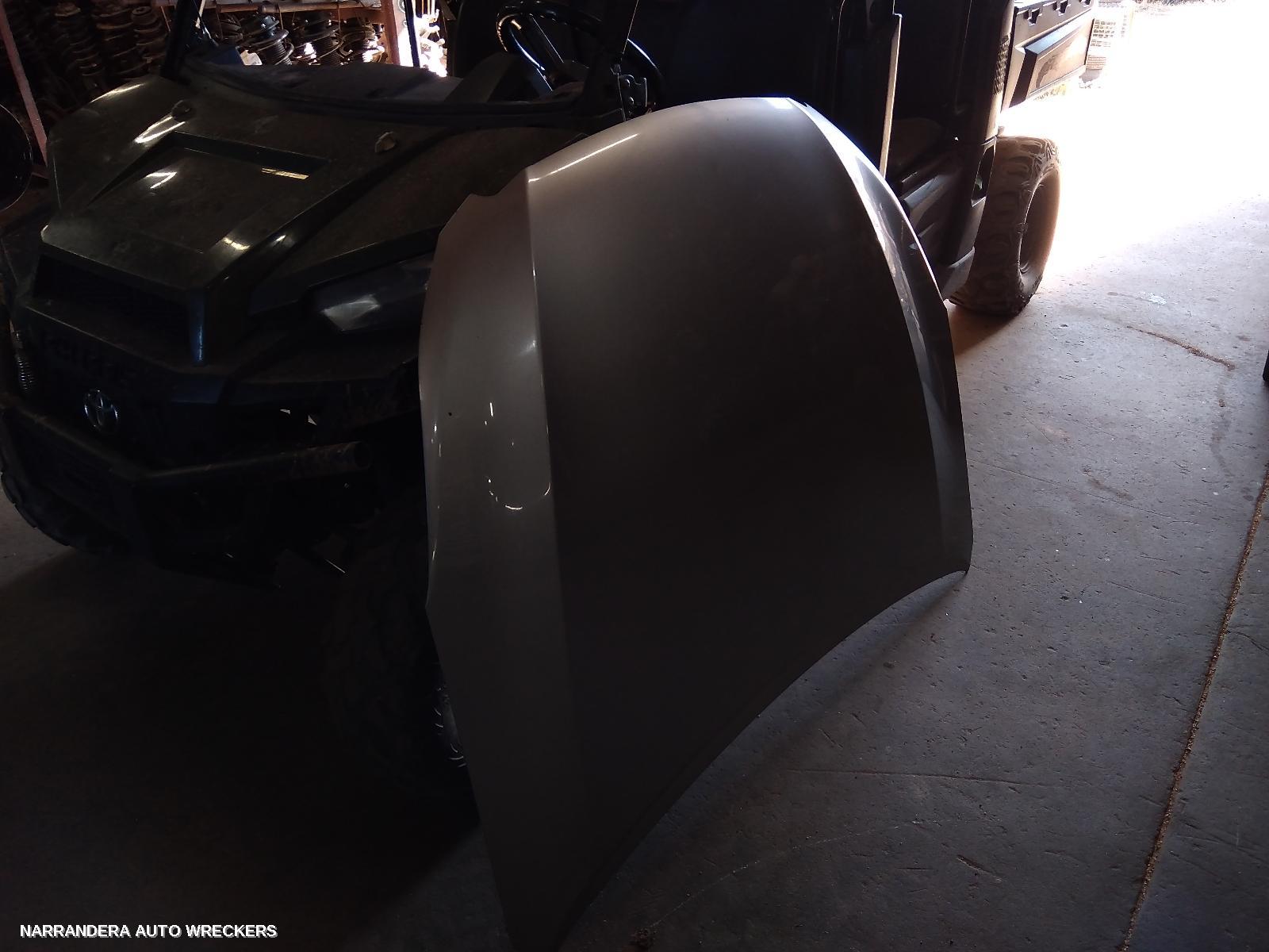 2011 SUBARU LIBERTY Bonnet