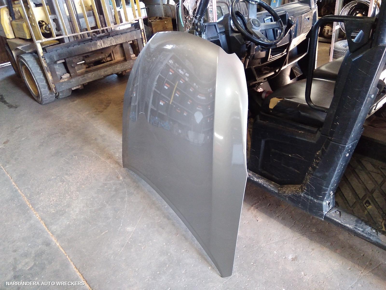 2011 SUBARU LIBERTY Bonnet