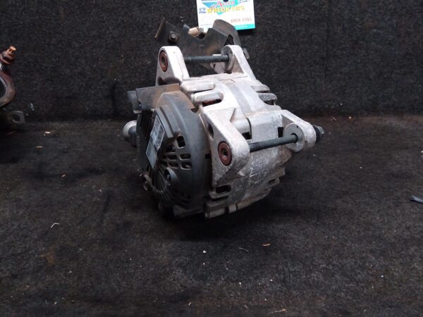 2016 NISSAN XTRAIL Alternator