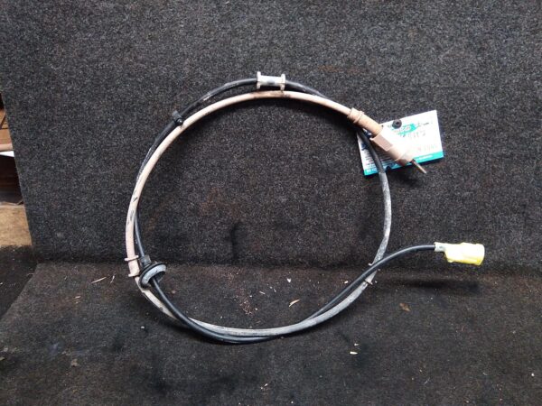 1996 TOYOTA HILUX CABLE