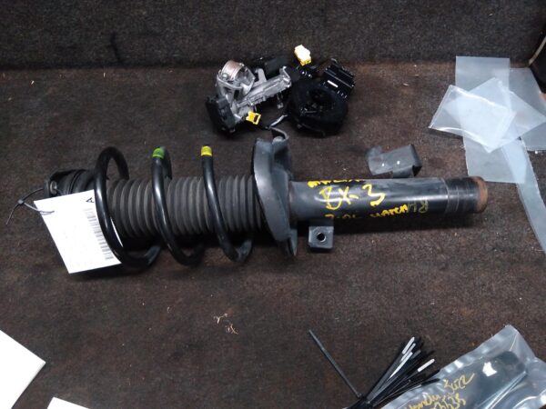 2008 MAZDA 3 RIGHT FRONT STRUT