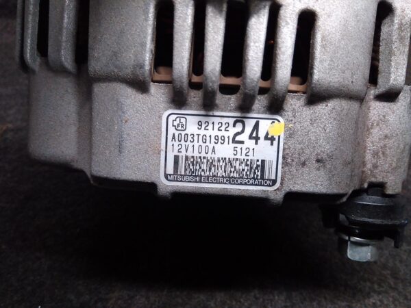 2005 HOLDEN COMMODORE ALTERNATOR