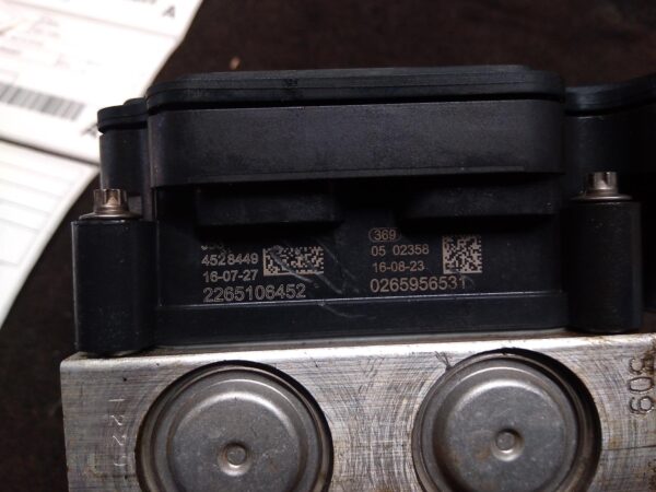2016 NISSAN XTRAIL Abs Pump/Modulator