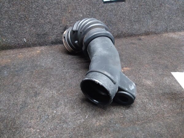 2014 JEEP GRANDCHEROKEE Air Cleaner Duct/Hos