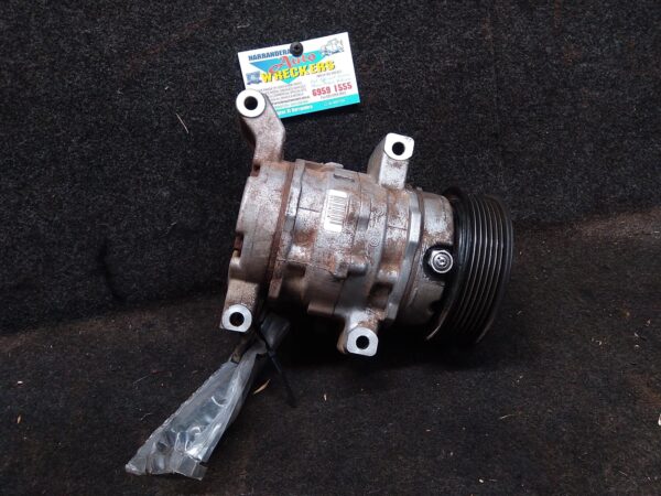 2011 TOYOTA HILUX A/C COMPRESSOR
