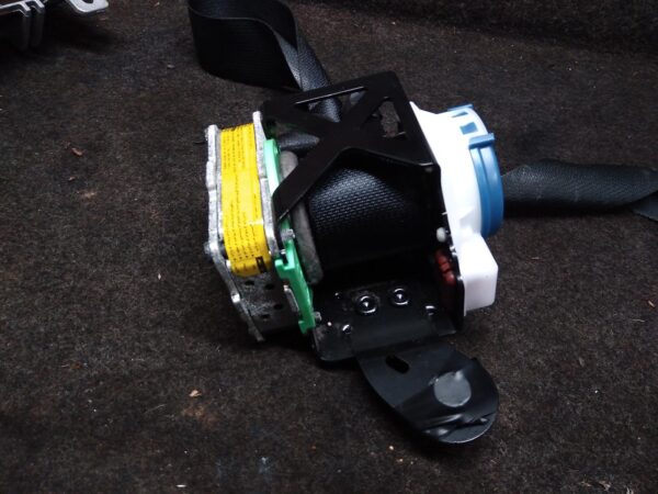 2008 MAZDA 6 SEATBELT/STALK