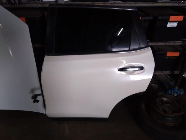 2016 NISSAN XTRAIL Left Rear Door/Sliding