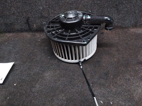 2015 HOLDEN COLORADO HEATER FAN MOTOR