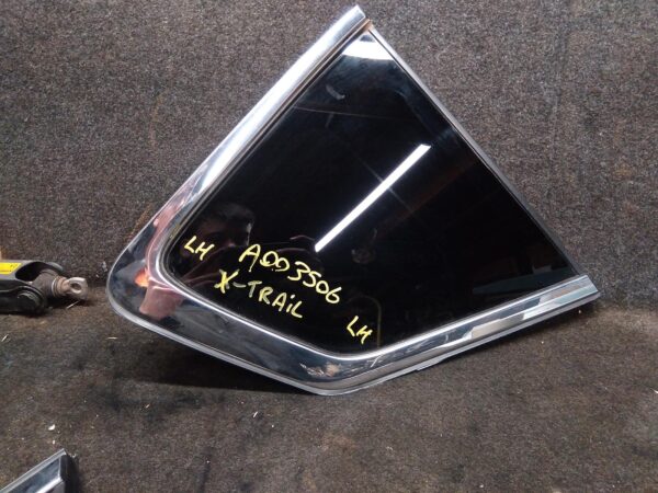 2016 NISSAN XTRAIL Left Rear Side Glass