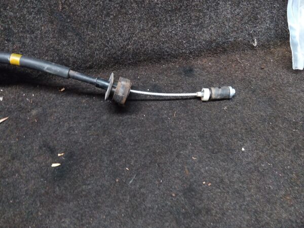 1996 TOYOTA HILUX CABLE
