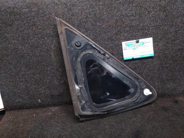 2008 MAZDA 6 RIGHT REAR SIDE GLASS