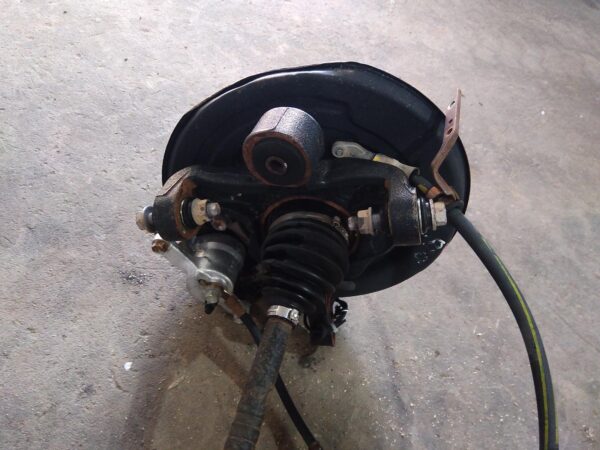 2013 TOYOTA KLUGER Right Rear Hub Assembly