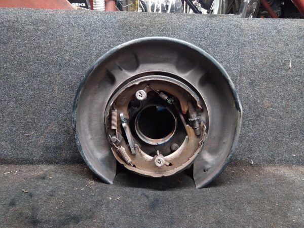 2018 TOYOTA LANDCRUISER BACKING PLATE