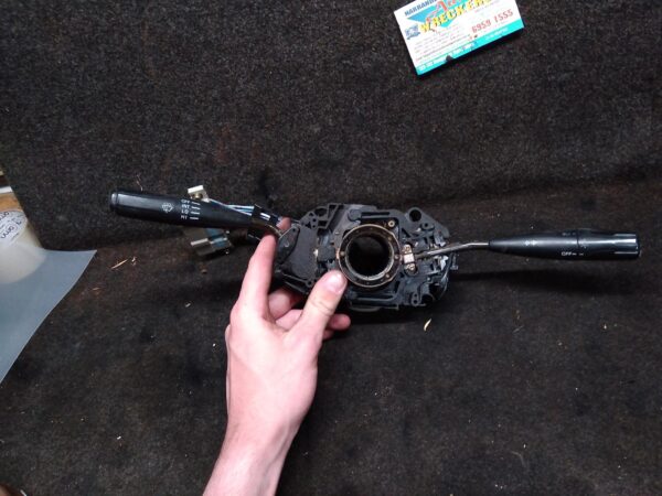 1996 TOYOTA HILUX COMBINATION SWITCH