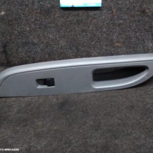 2018 MITSUBISHI TRITON Pwr Dr Wind Switch