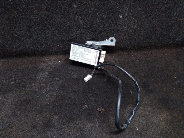 2000 TOYOTA CAMRY ECU