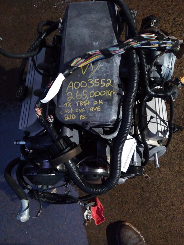 2003 HOLDEN COMMODORE ENGINE