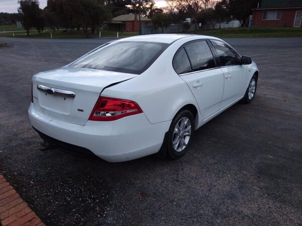 2010 FORD FALCON BONNET