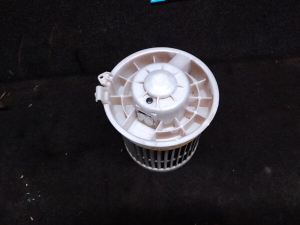 2016 NISSAN XTRAIL Heater Fan Motor