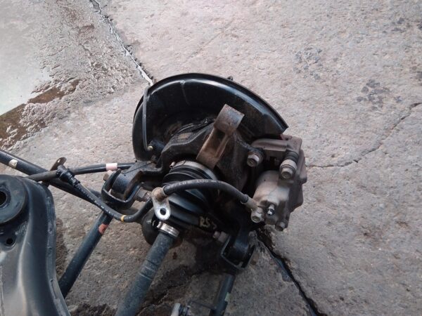 2006 LEXUS RX SERIES RIGHT REAR HUB ASSEMBLY